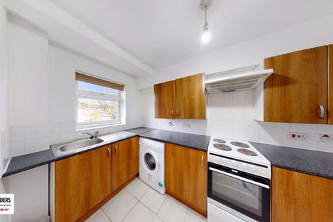 1 bedroom apartment for sale, Thornhill Road, Leyton, E10