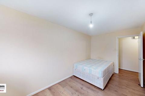 1 bedroom apartment for sale, Thornhill Road, Leyton, E10