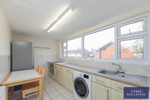 3 bedroom townhouse to rent, Crosier Road, Ickenham, Middlesex UB10 8RR