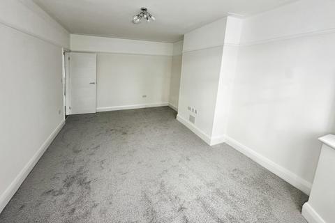 2 bedroom flat to rent, Hainault Court, Woodford New Road, Walthamstow, London, E17