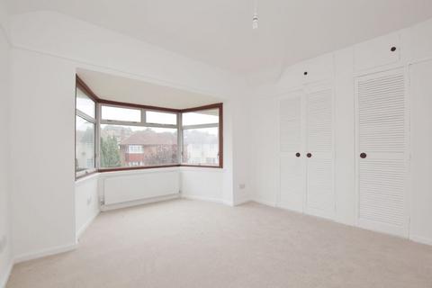 36 Balmoral Road, Salisbury, SP1 3PX