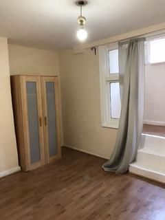 3 bedroom terraced house to rent, 3 Bedroom house to let in Willesden Green