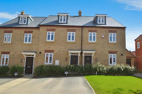 3 bedroom townhouse to rent, Buckingham MK18