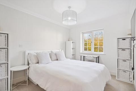 70 Copperfields, High Wycombe, HP12 4AN