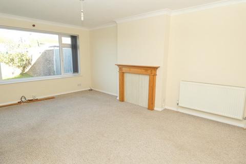 2 bedroom bungalow to rent, St Johns Drive