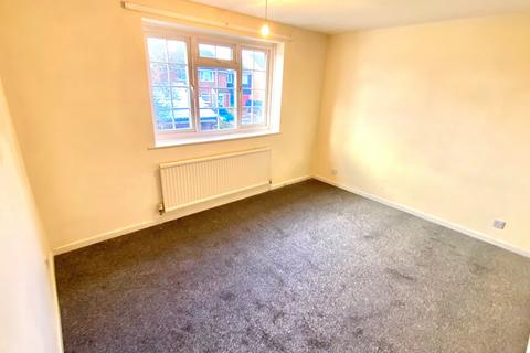 2 bedroom terraced house to rent, Nuthall Road, NG8