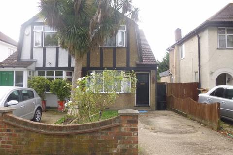 2 bedroom semi-detached house to rent, Cranford Lane, Harlington