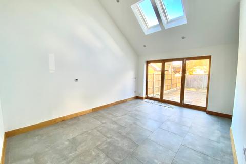 2 bedroom bungalow to rent, Westfield, Clare