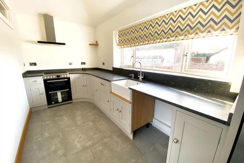 2 bedroom bungalow to rent, Westfield, Clare