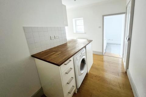 1 bedroom flat to rent, Bonchurch Village Road, Bonchurch