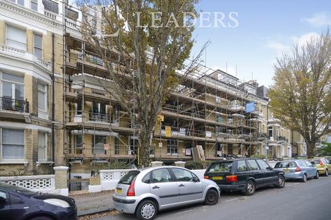 2 bedroom apartment to rent, First Avenue, Hove