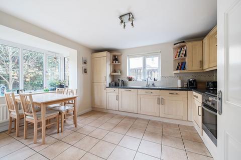 5 bedroom detached house for sale, Macie Drive, Corsham SN13