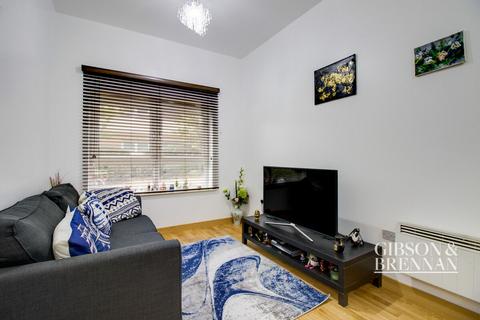 2 bedroom flat for sale, Cherrydown East, Basildon, SS16