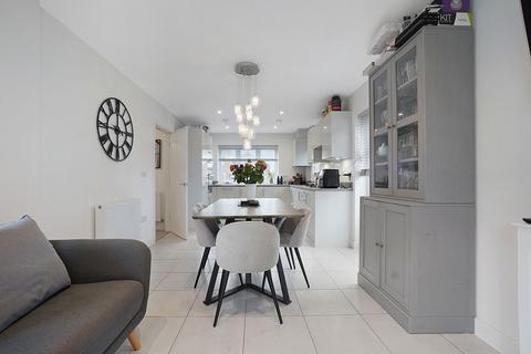 1 Orchid Road, Wouldham, Rochester, ME1 3YH