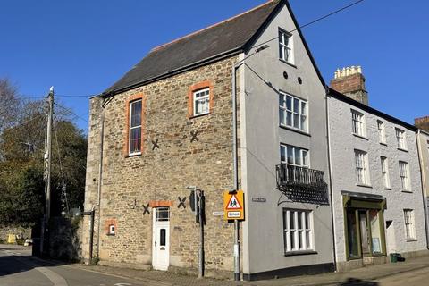 5 bedroom townhouse for sale, Queen Street, Lostwithiel PL22