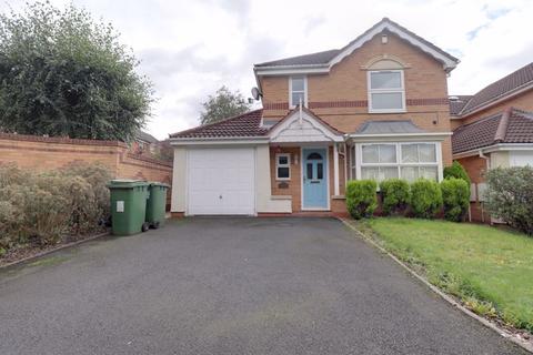 4 bedroom detached house to rent, Cornwall Drive, Stafford ST17