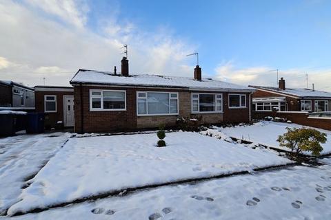 3 bedroom bungalow to rent, Acorn Close, Market Drayton TF9