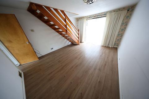 2 bedroom end of terrace house for sale, Wood Avenue, Purfleet-On-Thames