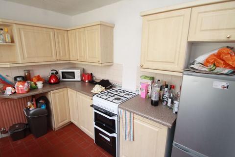 3 bedroom terraced house to rent, Letty Street, Cardiff CF24