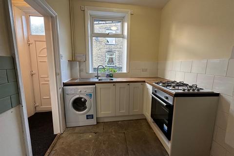 2 bedroom end of terrace house to rent, Jubilee Street, Mytholmroyd, Hebden Bridge