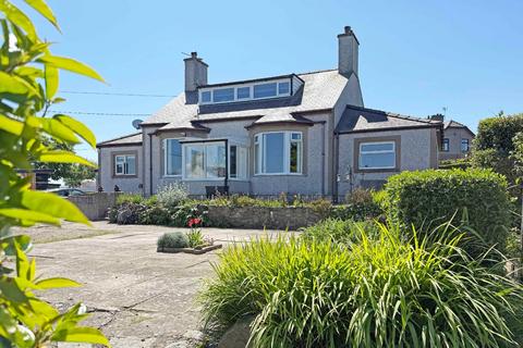 undefined, Lon Uchaf, Morfa Nefyn, Pwllheli, Gwynedd, LL53