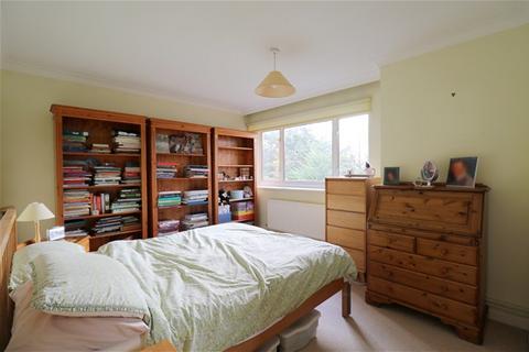 2 bedroom flat for sale, Oakley Avenue, Ealing Common, London