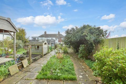 2 bedroom end of terrace house for sale, Queens Road, Lydd, Romney Marsh, Kent