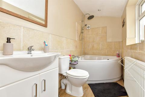 2 bedroom terraced house for sale, Central Road, Ramsgate, Kent