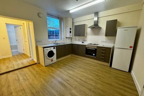 3 bedroom terraced house to rent, Ben Street, Clayton, Manchester, M11 4EW