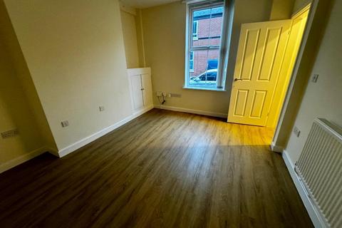 3 bedroom terraced house to rent, Ben Street, Clayton, Manchester, M11 4EW