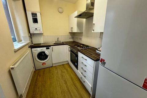 2 bedroom terraced house to rent, Midlothian Street, Clayton, Manchester, M11 4EP