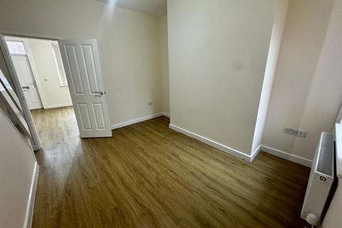 2 bedroom terraced house to rent, Midlothian Street, Clayton, Manchester, M11 4EP