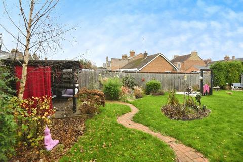 4 bedroom end of terrace house for sale, Ramnoth Road, Wisbech, Cambridgeshire, PE13 2JA