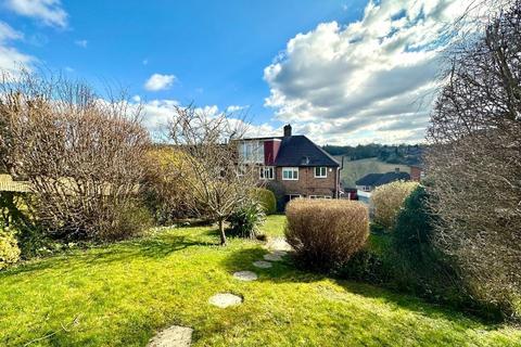 76 Hyde Road, South Croydon, CR2 9NQ