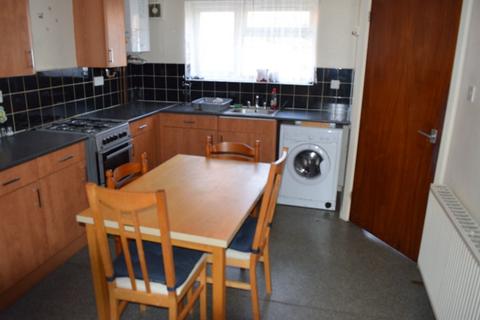 2 bedroom terraced house to rent, Baldwin St, Smethwick, B66 3RQ