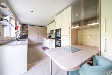 undefined, Eastglade, Pinner, Middlesex
