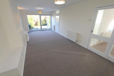 2 bedroom bungalow to rent, Highfield Road, Hixon, Staffordshire, ST18 0LY