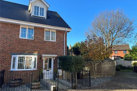 4 bedroom semi-detached house for sale, Victoria Mews, Binstead Road, Ryde