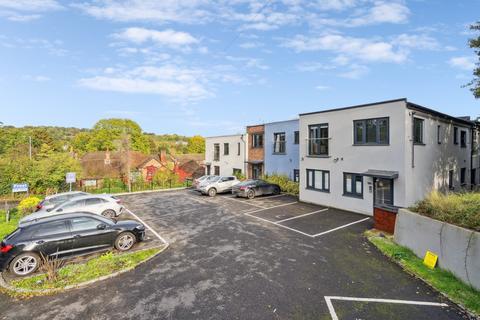 1 bedroom apartment for sale, Treadaway Hill, Loudwater, High Wycombe, Buckinghamshire, HP10