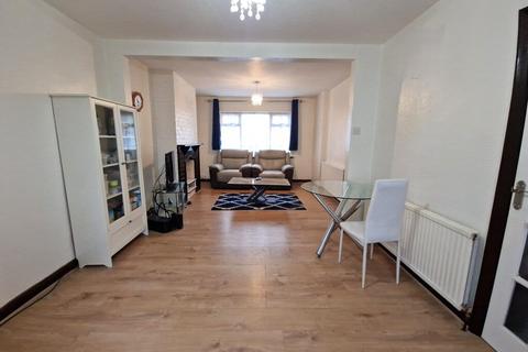 2 bedroom semi-detached house for sale, 2/3 bedroom Semi-detached house for sale, Northolt