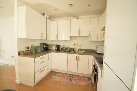 2 bedroom apartment to rent, Shackleton Way, London E16