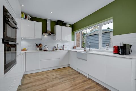 149 Elmbridge Avenue, Surbiton, KT5 9HE