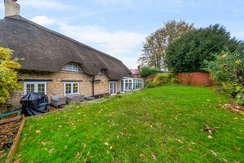 2 bedroom detached house for sale, Faringdon Road, Shrivenham, Oxfordshire, SN6