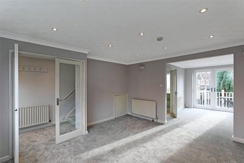 3 bedroom semi-detached house for sale, Gainsborough Way, Stanley, Wakefield, West Yorkshire, WF3