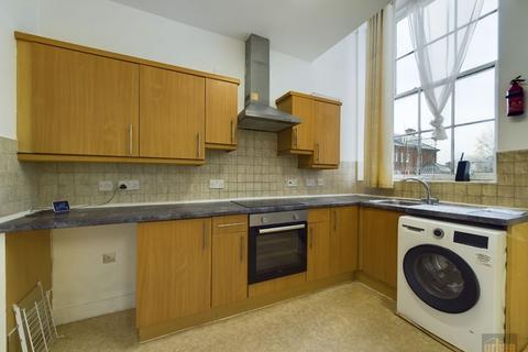 2 bedroom apartment to rent, Oakhouse Park, Walton