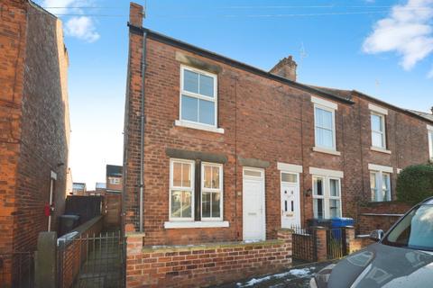 2 bedroom end of terrace house to rent, Central Street, Derbyshire S41