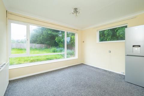 3 bedroom detached house to rent, Salisbury Road, Carshalton SM5