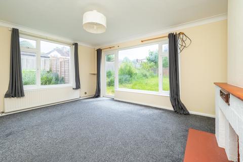 3 bedroom detached house to rent, Salisbury Road, Carshalton SM5