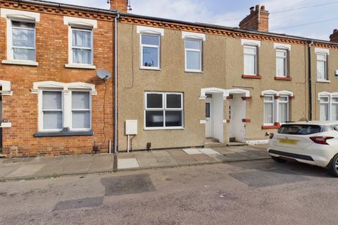 4 bedroom house share to rent, Clinton Road, Northampton NN4