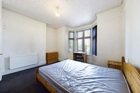 1 bedroom in a house share to rent, St. Michaels Avenue, Northampton NN1